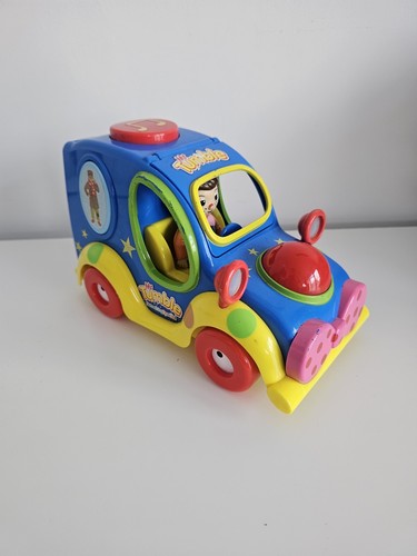 Tumble car figure - tumble,