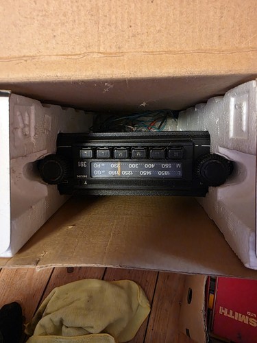 Vintage phillips car radio - phillips,