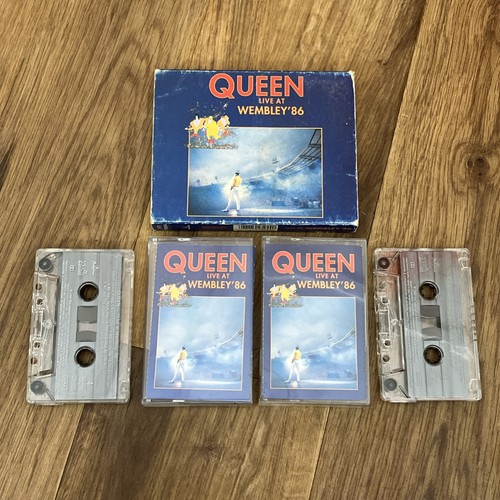 Queen live wembley 2 - at,