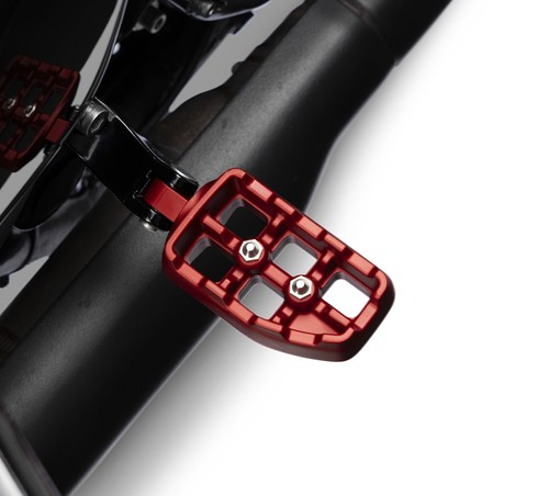Redline passenger footpegs - redline,