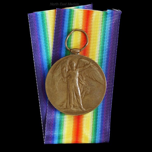 Part erased victory medal - erased,