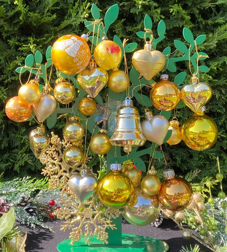 Vintage gold christmas - gold,