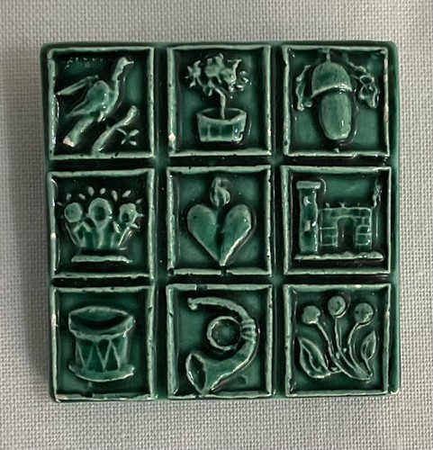 Ceramic story tile 3x3 - story, grid