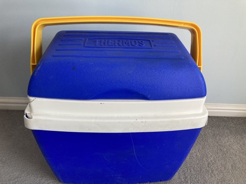 Vintage thermos weekend cool - thermos,