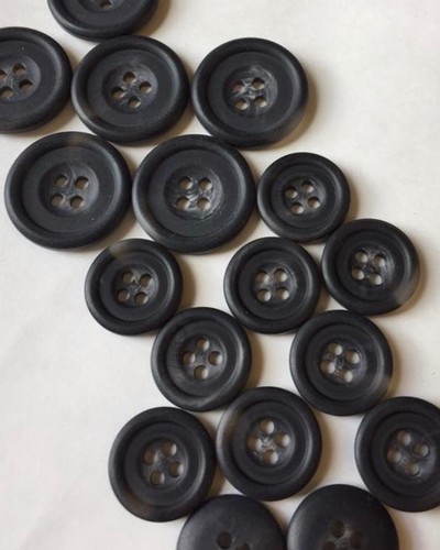 Genuine horn buttons 4 - &,