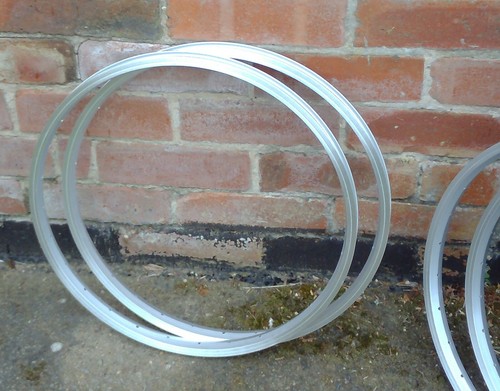 Pair alloy 28 hole 20 - a,