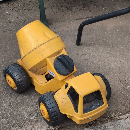 Little tikes yellow - tikes, cement