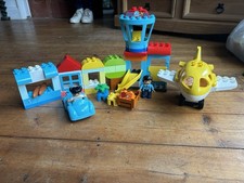 Retired Airport Without Railing And Suitcase Plus Other Shop Bricks Duplo Lego