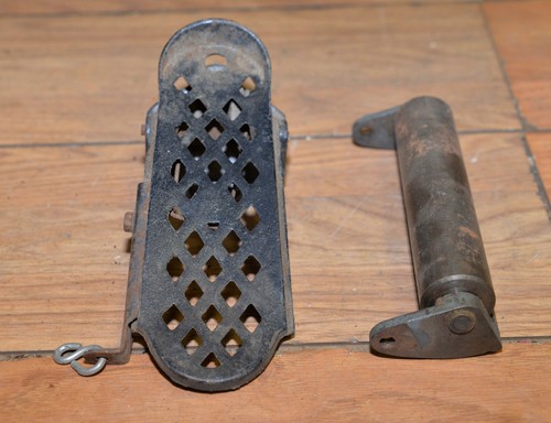 Vintage treadle pedal cast