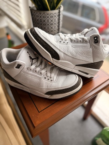 Air jordan mocha size - 3,