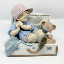 BOXED Lladro My Favourite Place 6795 Daisa 2000 Little Boy Teddy Suitcase Figure