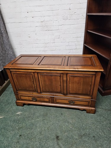 Good quality cherry panelled - cherry,