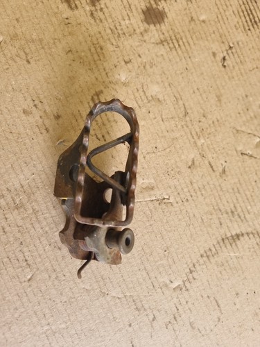 Yamaha 250 490 - 250, left
