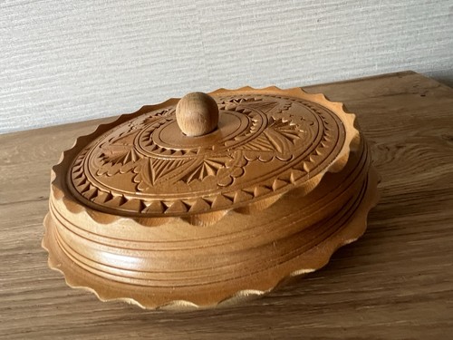 Vintage hand carved round - vintage,