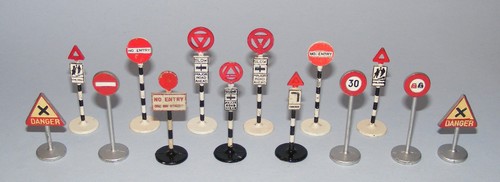 Dinky toys vintage - dinky, 14