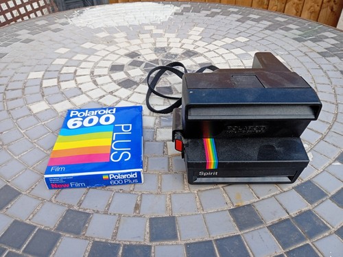 Polaroid 600 plus - polaroid,