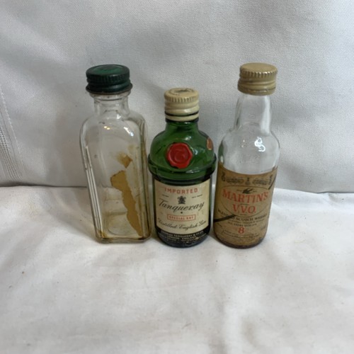 Three vintage small liquor - small,