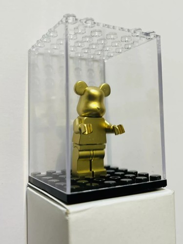 Bear brick kaws - bear,