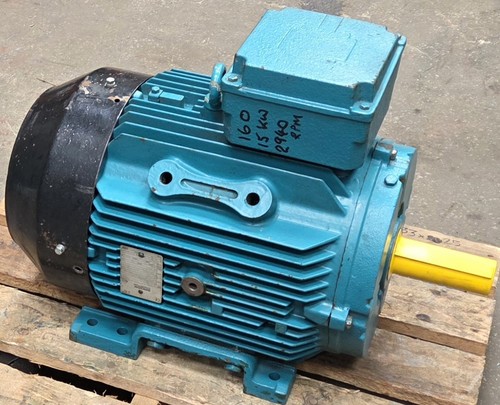 Brook crompton 15kw pole - 2,