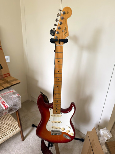Fender stratocaster - fender,