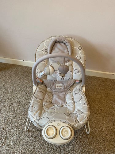 Baby bouncer