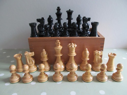 Vintage wooden weighted chess - wooden,