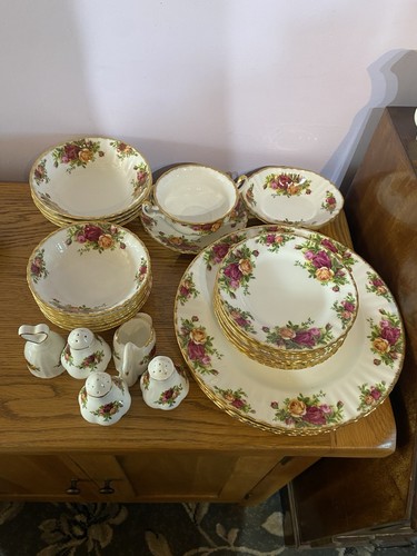 Royal doulton country - royal, rose
