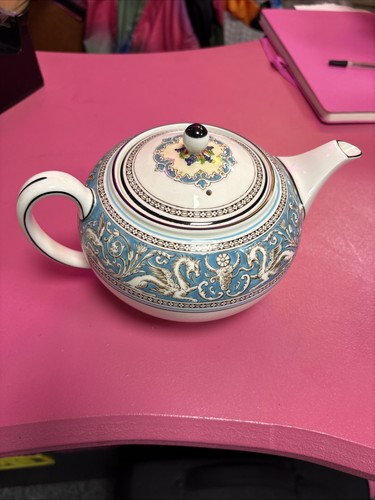 Wedgewood florentine turquoise - wedgewood,