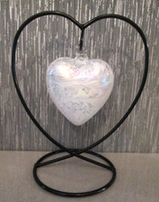 AMELIA ART LUSTRE GLASS HEART