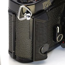 Nikon FA hand grip grip action
