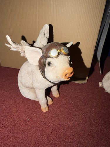 Pilot piggy figure - pilot,