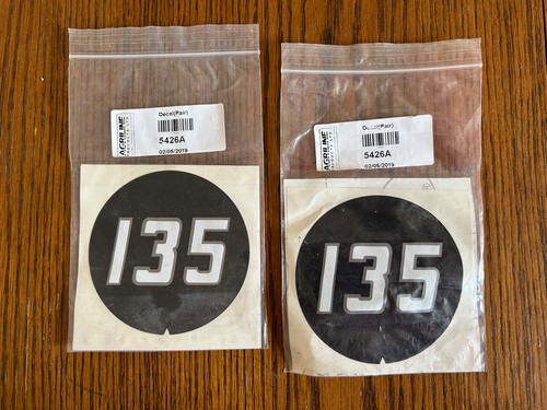 Bonnet badge medallion - 2x,