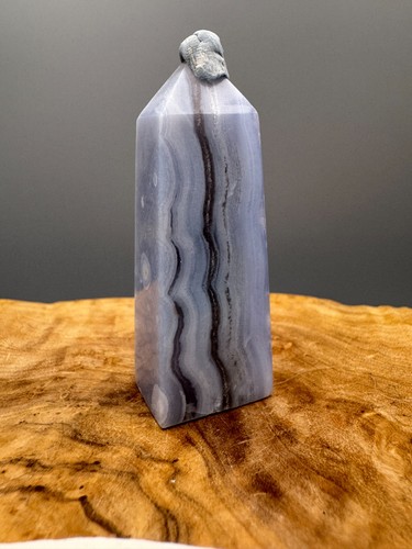Crystal tower blue lace - lace, agate