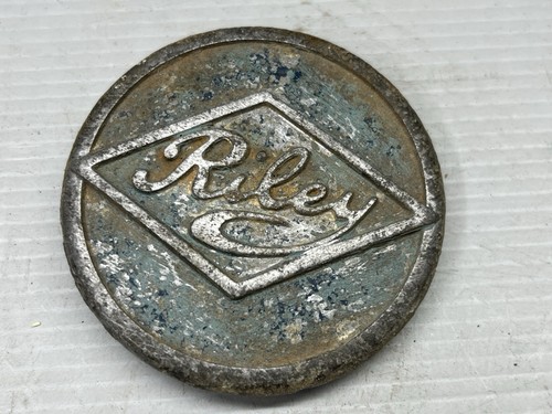 Classic vintage riley hub cap - riley,