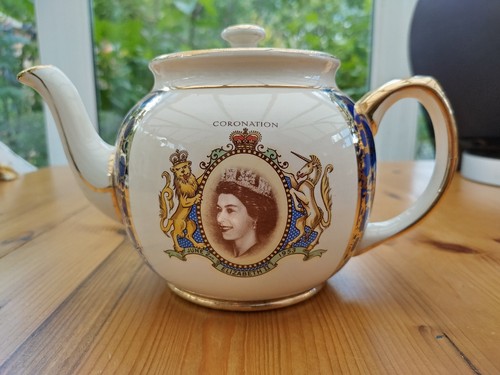 Vintage ringtons 1953 queen - ringtons,