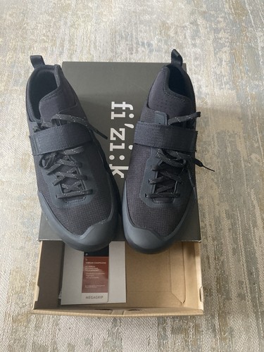 Fizik mountain biking shoes - mountain,