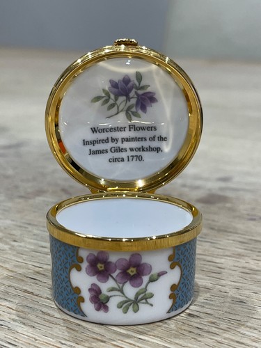 Royal worcester flowers - royal,