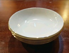 4 x Queen Anne Plain White Bowls gold rim Cereal Soup English Bone China