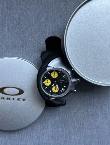 Oakley chronograph watch - oakley, –