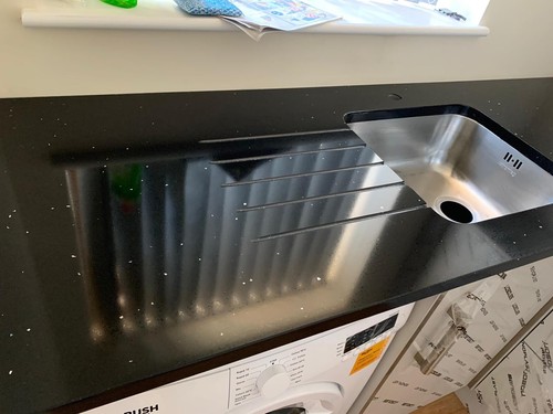 Black quartz kitchen worktop - black,