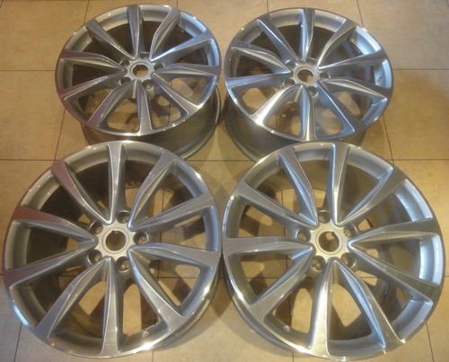 Urm mint genuine - genuine, aston