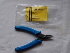RS flat nose pliers 140mm long