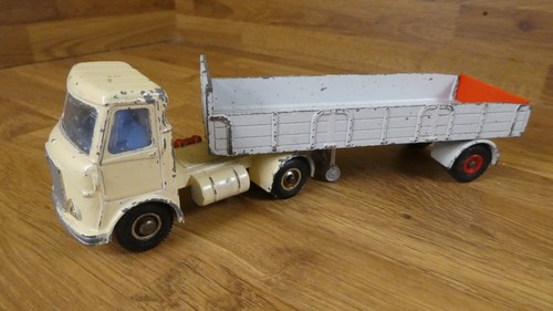 Vintage dinky toys aec - vintage,