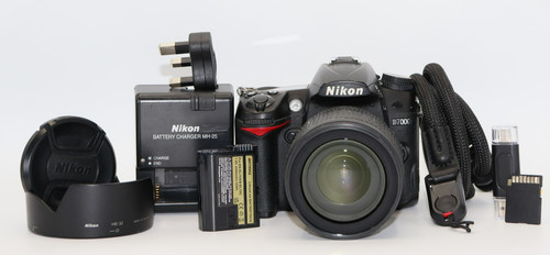 Nikon d7000 dslr camera - dslr,