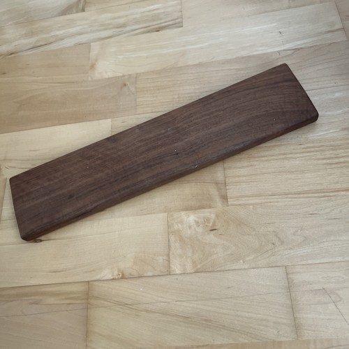 Wooden ergonomic wrist rest - ,