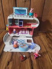 Peppa pig motorhome - motorhome, with