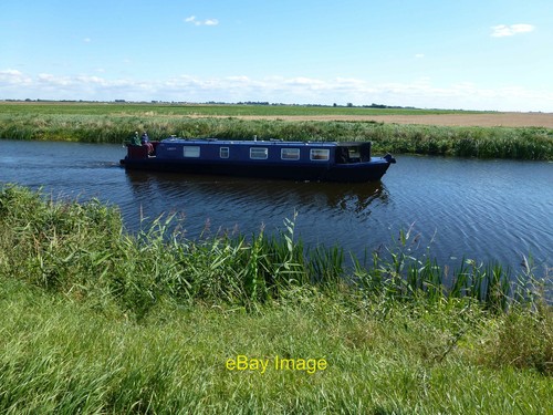 Photo 12x8 narrow boat heading - photo,