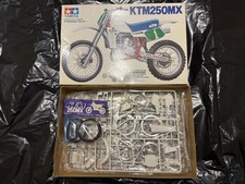 1985 KTM 250 MX (TAMIYA 1/12 SCALE MOTORCYCLE SERIES NO.46)