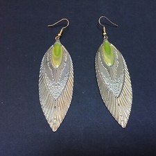 womens fashion jewellery vintage retro feather shape earrings with new hooks