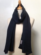 Jaeger unisex rectangle scarf, woven dark blue & dark green dogtooth check